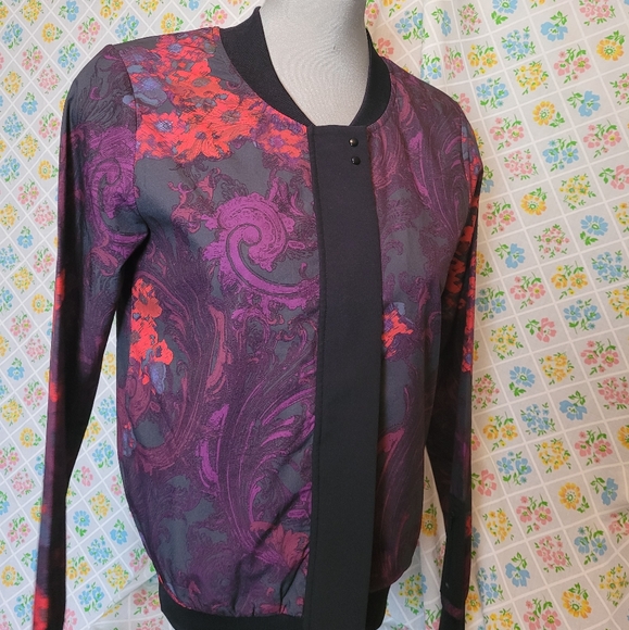 Fabletics purple floral printed bomber jacket - Picture 7 of 13